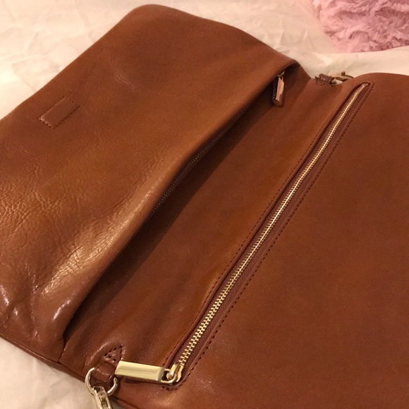 Tory Burch clutch - Picture 5 of 5